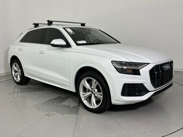 2023 Audi Q8 Premium