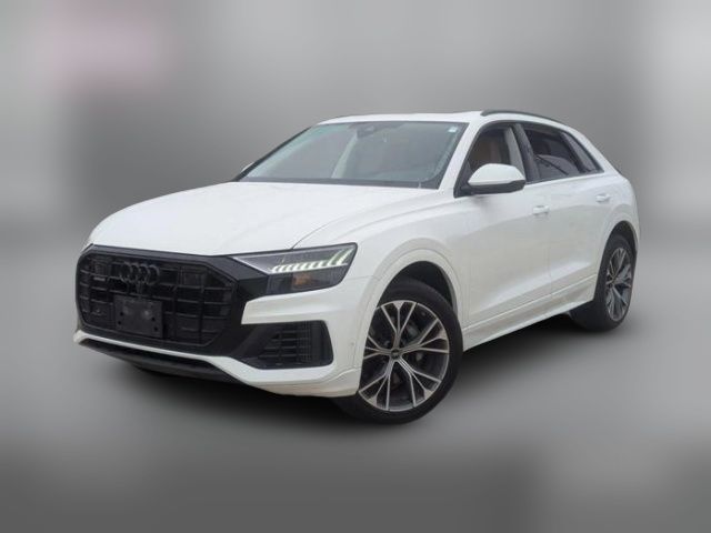 2023 Audi Q8 Premium