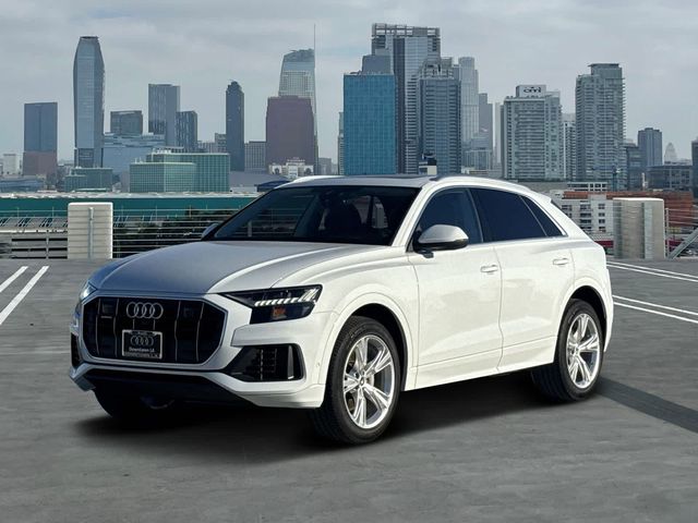 2023 Audi Q8 Premium