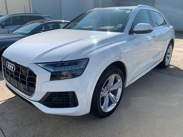 2023 Audi Q8 Premium