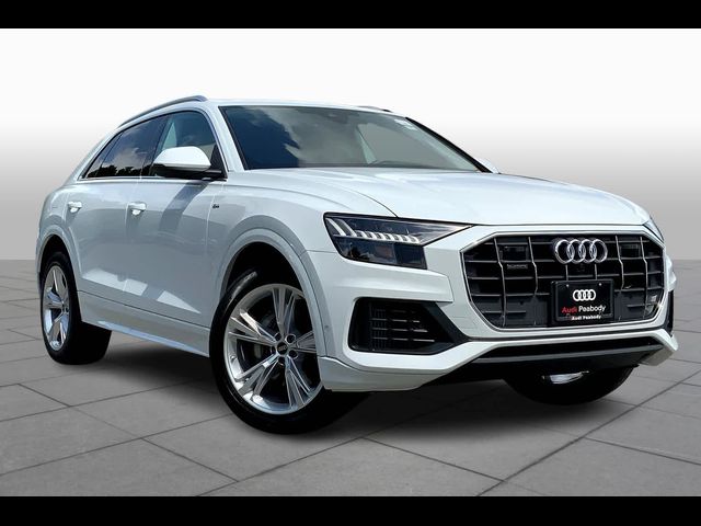 2023 Audi Q8 Premium