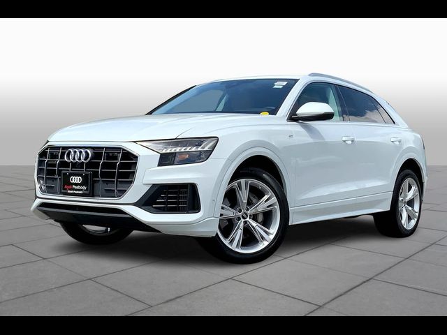 2023 Audi Q8 Premium