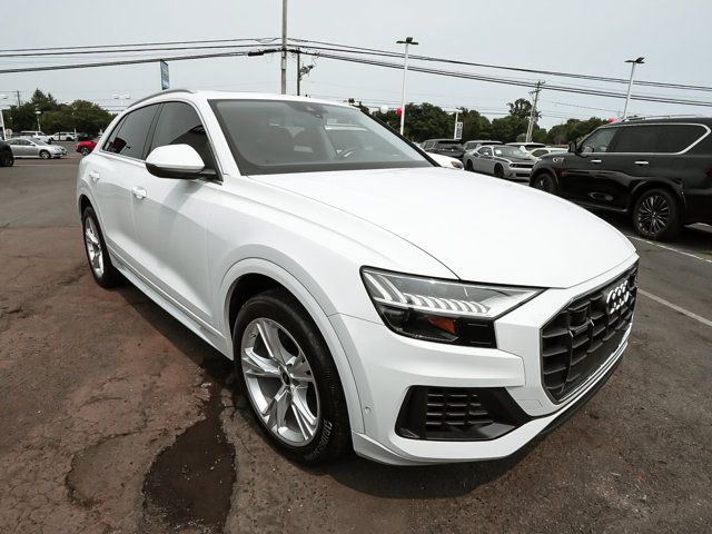 2023 Audi Q8 Premium