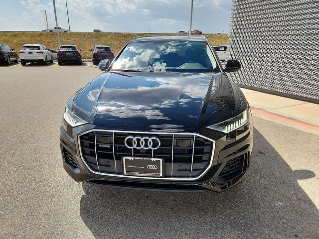 2023 Audi Q8 Premium