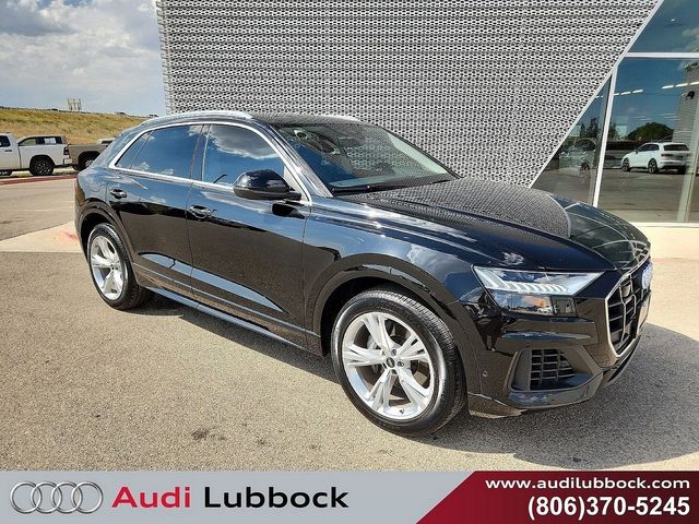 2023 Audi Q8 Premium