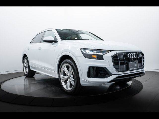 2023 Audi Q8 Premium Plus