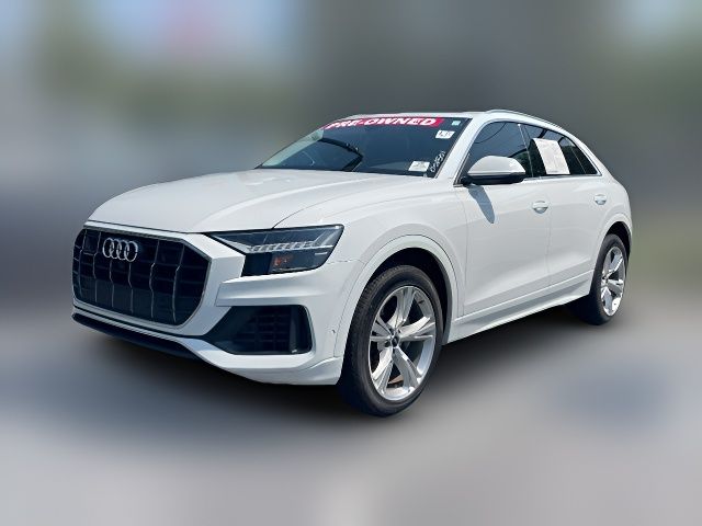 2023 Audi Q8 Premium Plus