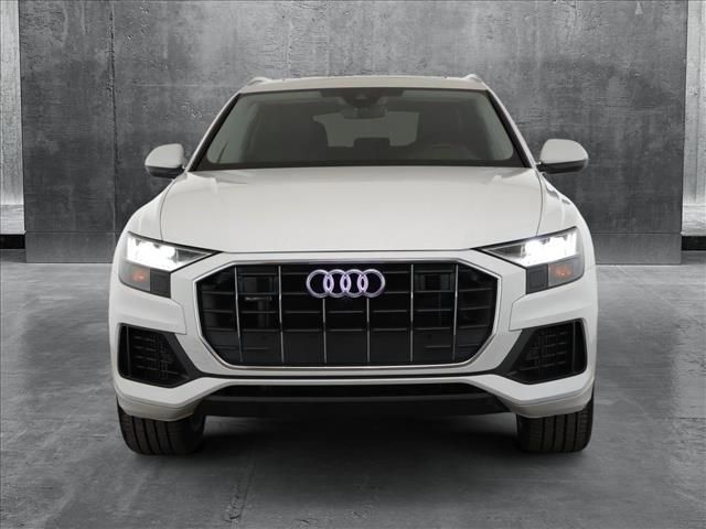 2023 Audi Q8 Premium Plus