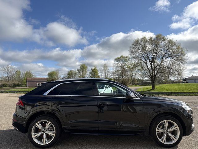 2023 Audi Q8 Premium Plus