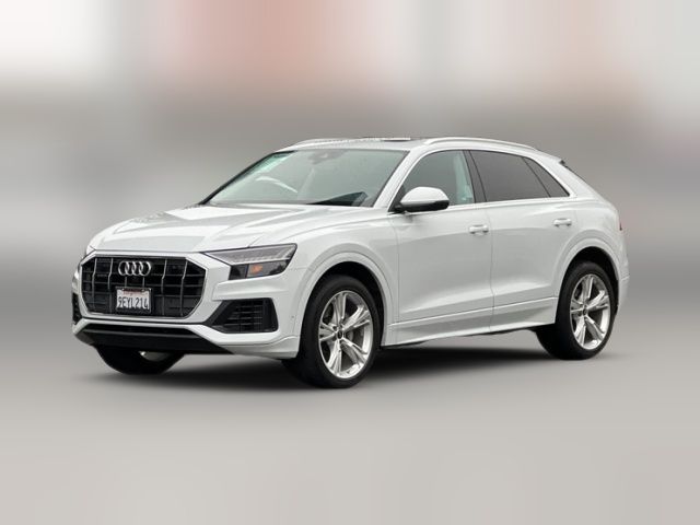 2023 Audi Q8 Premium Plus