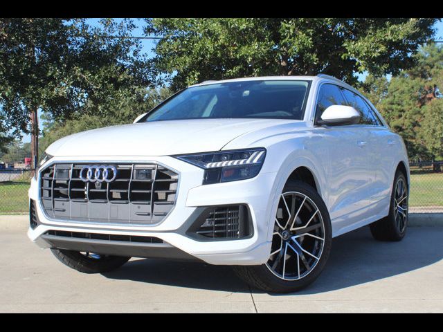 2023 Audi Q8 Premium Plus