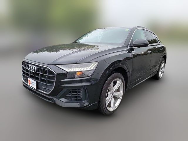 2023 Audi Q8 Premium Plus