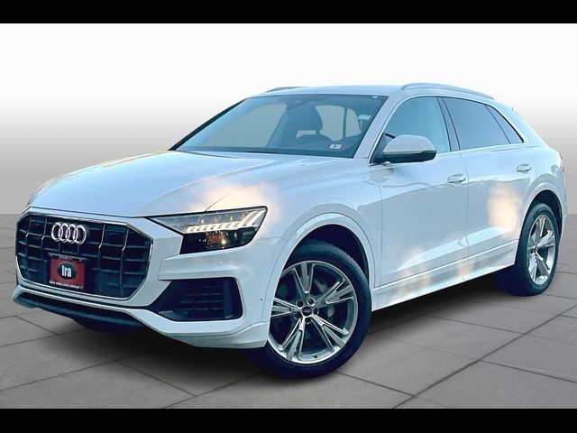 2023 Audi Q8 Premium Plus