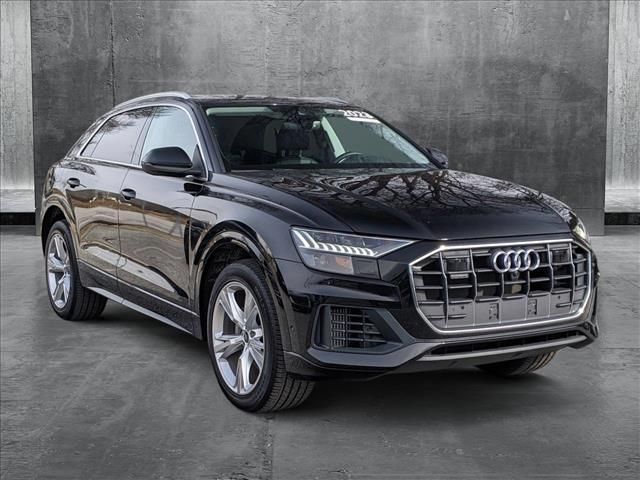 2023 Audi Q8 Premium Plus