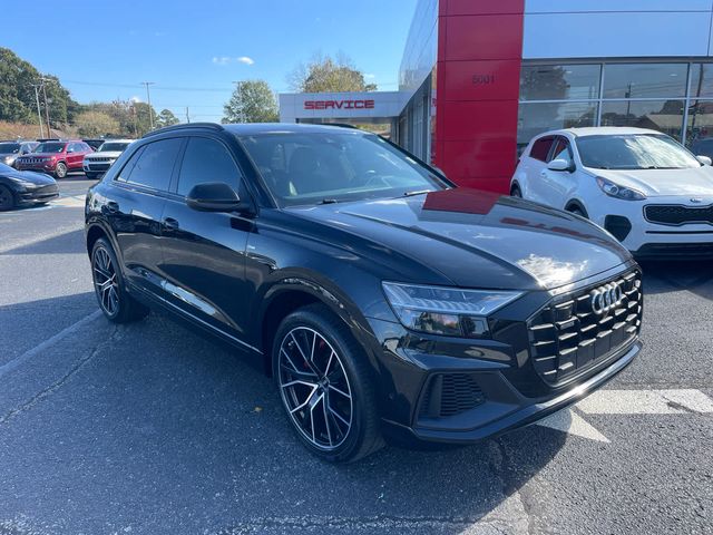 2023 Audi Q8 Premium Plus