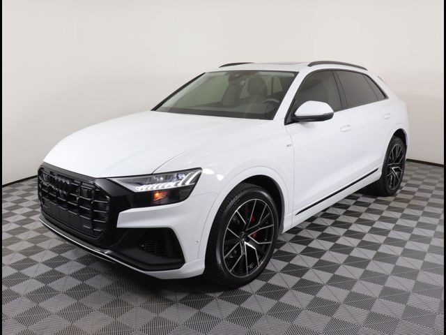 2023 Audi Q8 Premium Plus