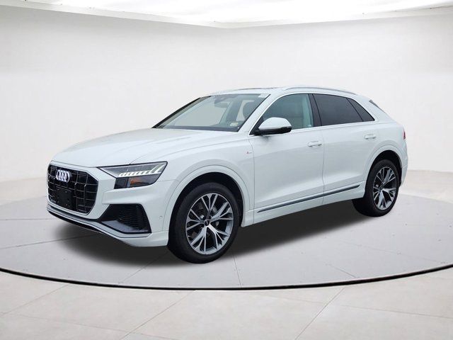 2023 Audi Q8 Premium Plus