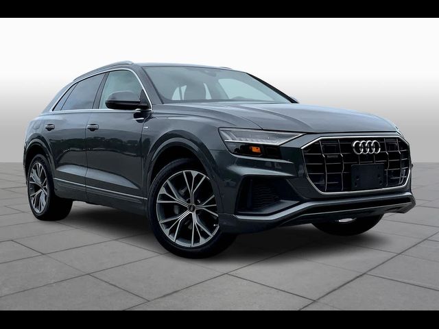 2023 Audi Q8 Premium Plus