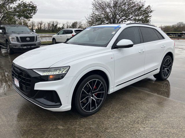 2023 Audi Q8 Premium Plus