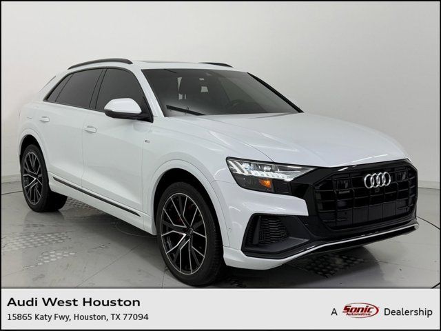 2023 Audi Q8 Premium Plus