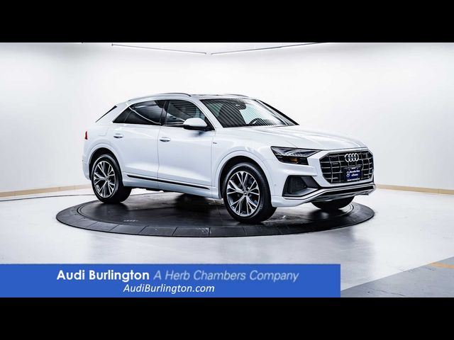 2023 Audi Q8 Premium Plus