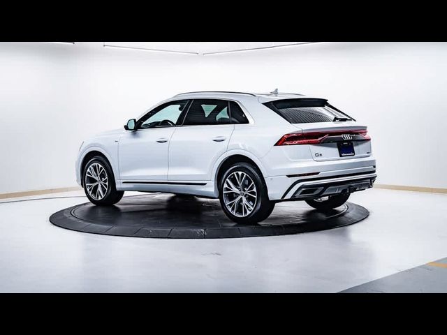 2023 Audi Q8 Premium Plus