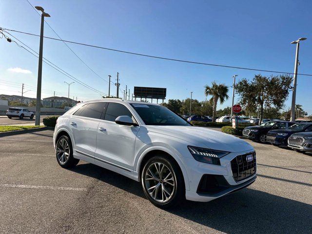 2023 Audi Q8 Premium Plus