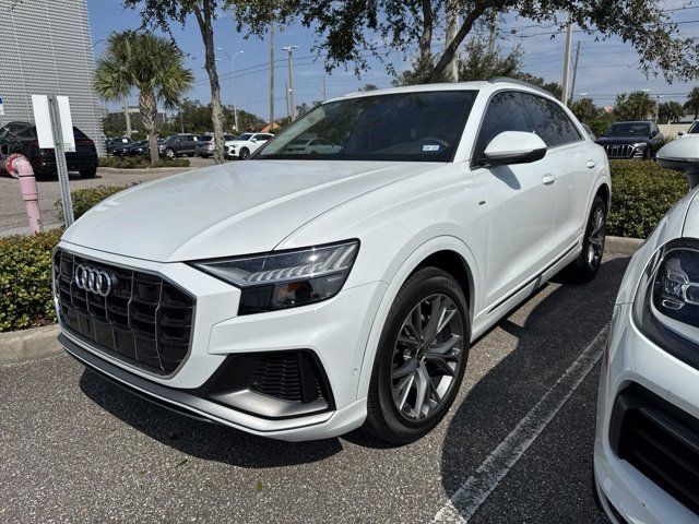 2023 Audi Q8 Premium Plus