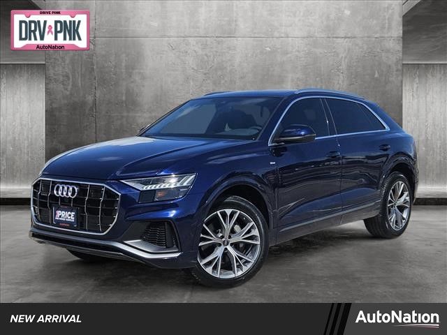 2023 Audi Q8 Premium Plus