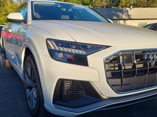 2023 Audi Q8 Premium Plus