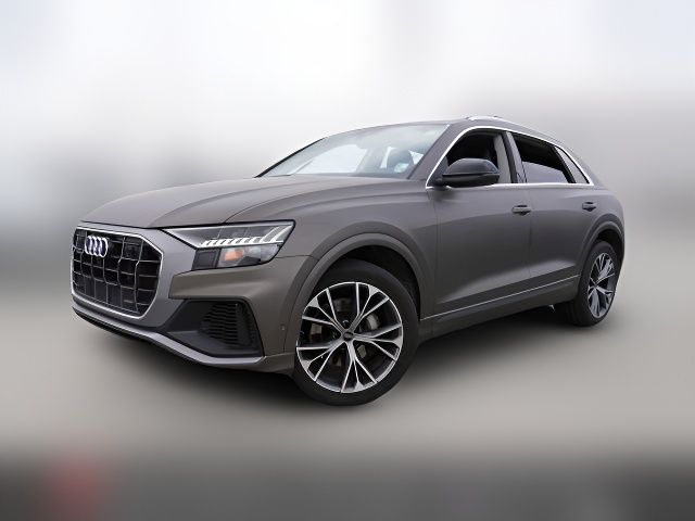 2023 Audi Q8 Premium Plus