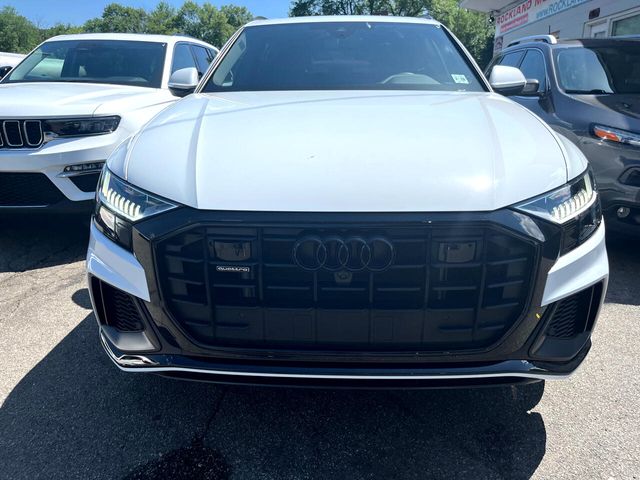 2023 Audi Q8 Premium Plus