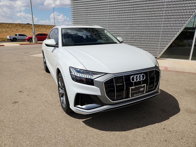 2023 Audi Q8 Premium Plus