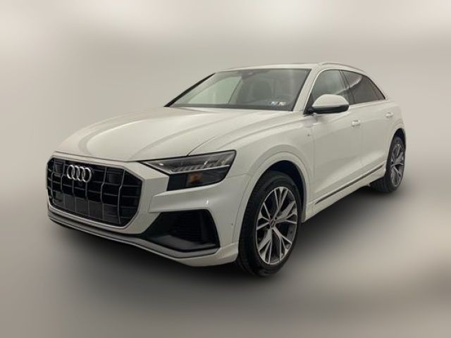2023 Audi Q8 Premium Plus
