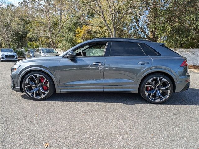 2023 Audi RS Q8 Base