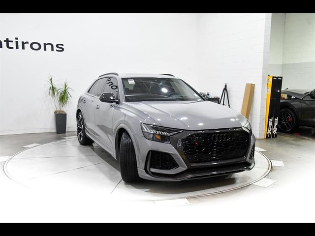 2023 Audi RS Q8 Base