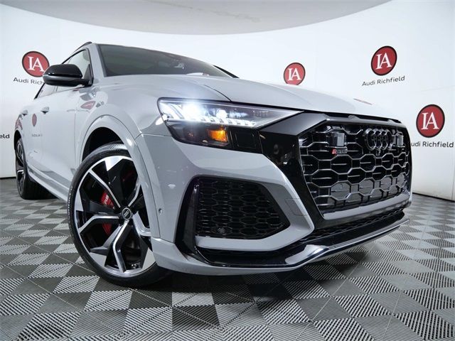 2023 Audi RS Q8 Base