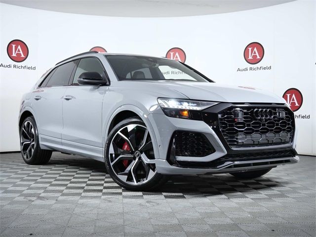 2023 Audi RS Q8 Base