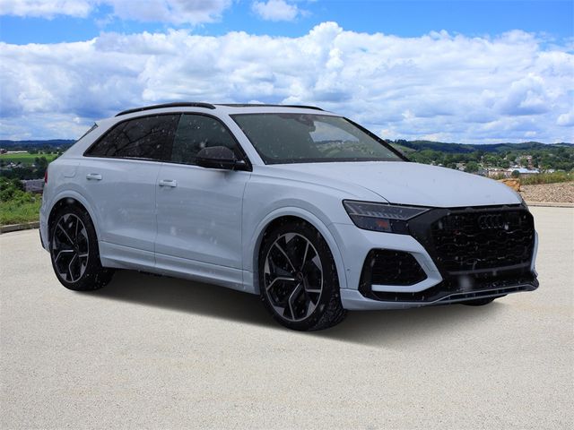 2023 Audi RS Q8 Base