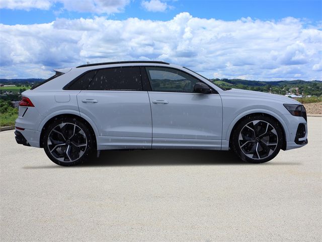 2023 Audi RS Q8 Base