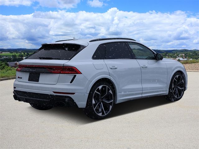 2023 Audi RS Q8 Base