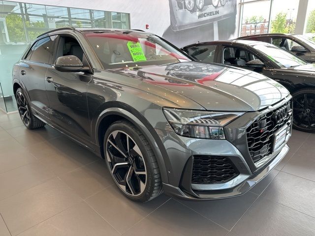 2023 Audi RS Q8 Base