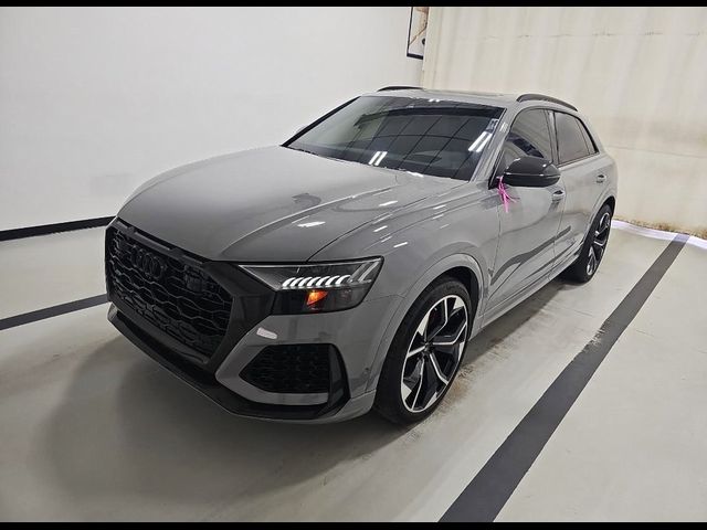 2023 Audi RS Q8 Base