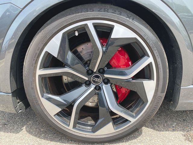 2023 Audi RS Q8 Base
