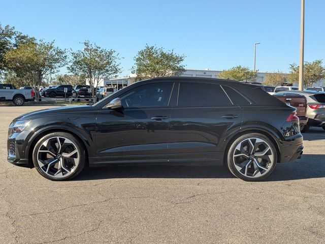 2023 Audi RS Q8 Base