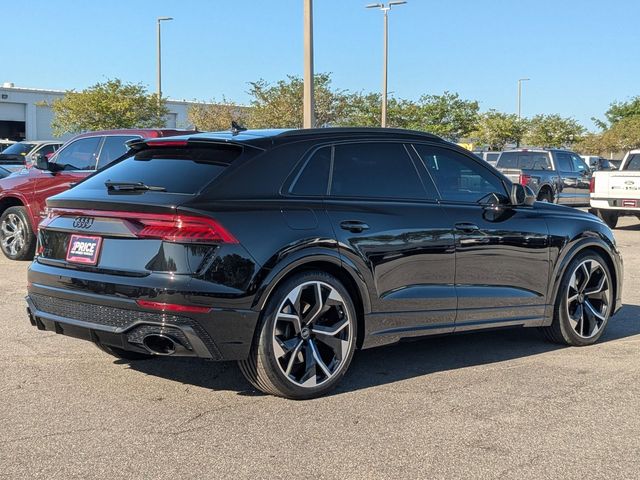 2023 Audi RS Q8 Base