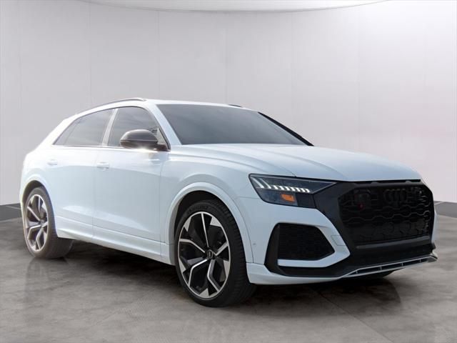 2023 Audi RS Q8 Base