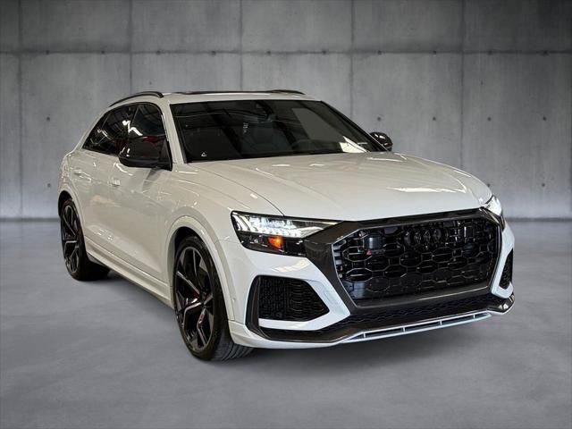 2023 Audi RS Q8 Base
