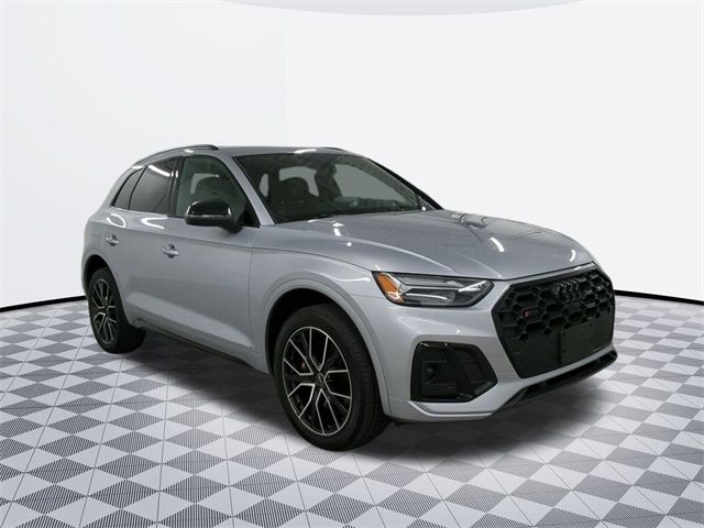 2023 Audi SQ5 Premium Plus