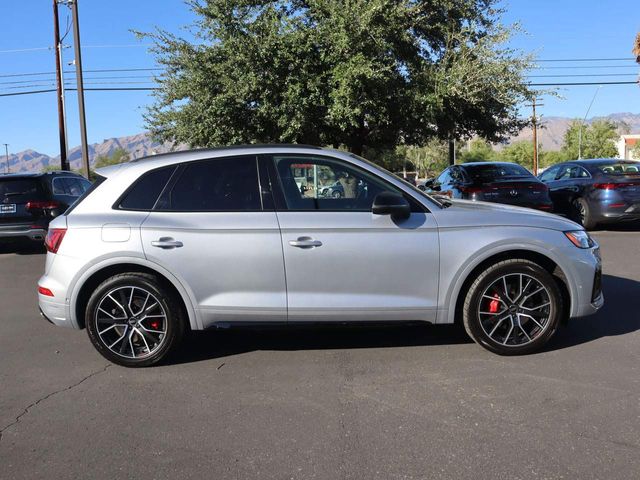 2023 Audi SQ5 Prestige